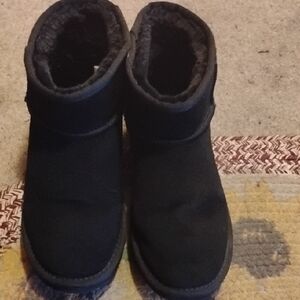 UGG Short Lined Boots Price Firm Compare To Others For Prices